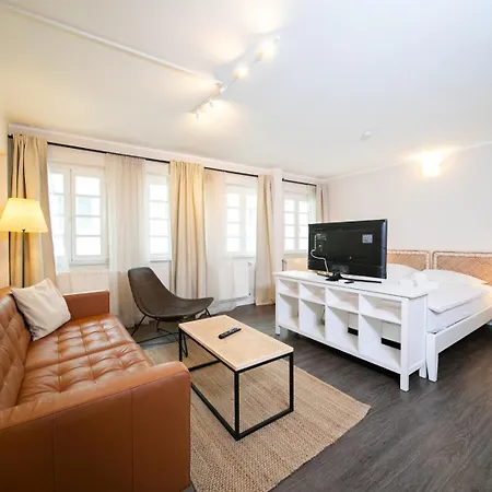 Favorite Stays -Suite And More - Altstadt Düsseldorf Buitenkant foto