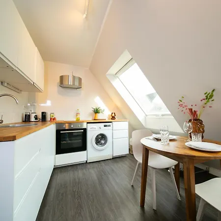 Favorite Stays -Suite And More - Altstadt Düsseldorf Buitenkant foto